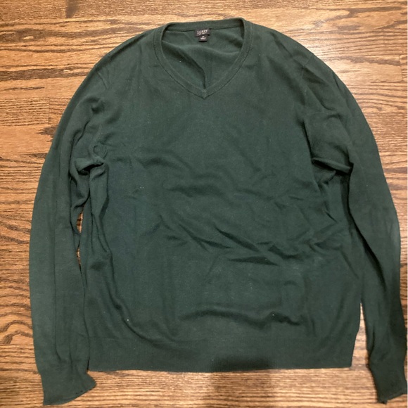 J. Crew green sweater V-neck. Great for that St. Patrick’s party. - Picture 1 of 3